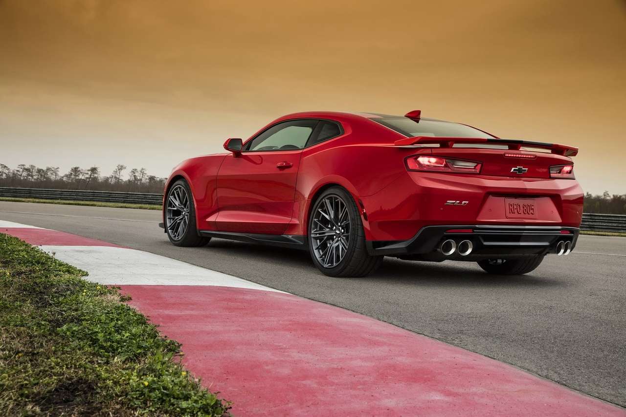 Беспредельщик с восточного побережья: Chevrolet Camaro ZL1 становится убийственно мощным