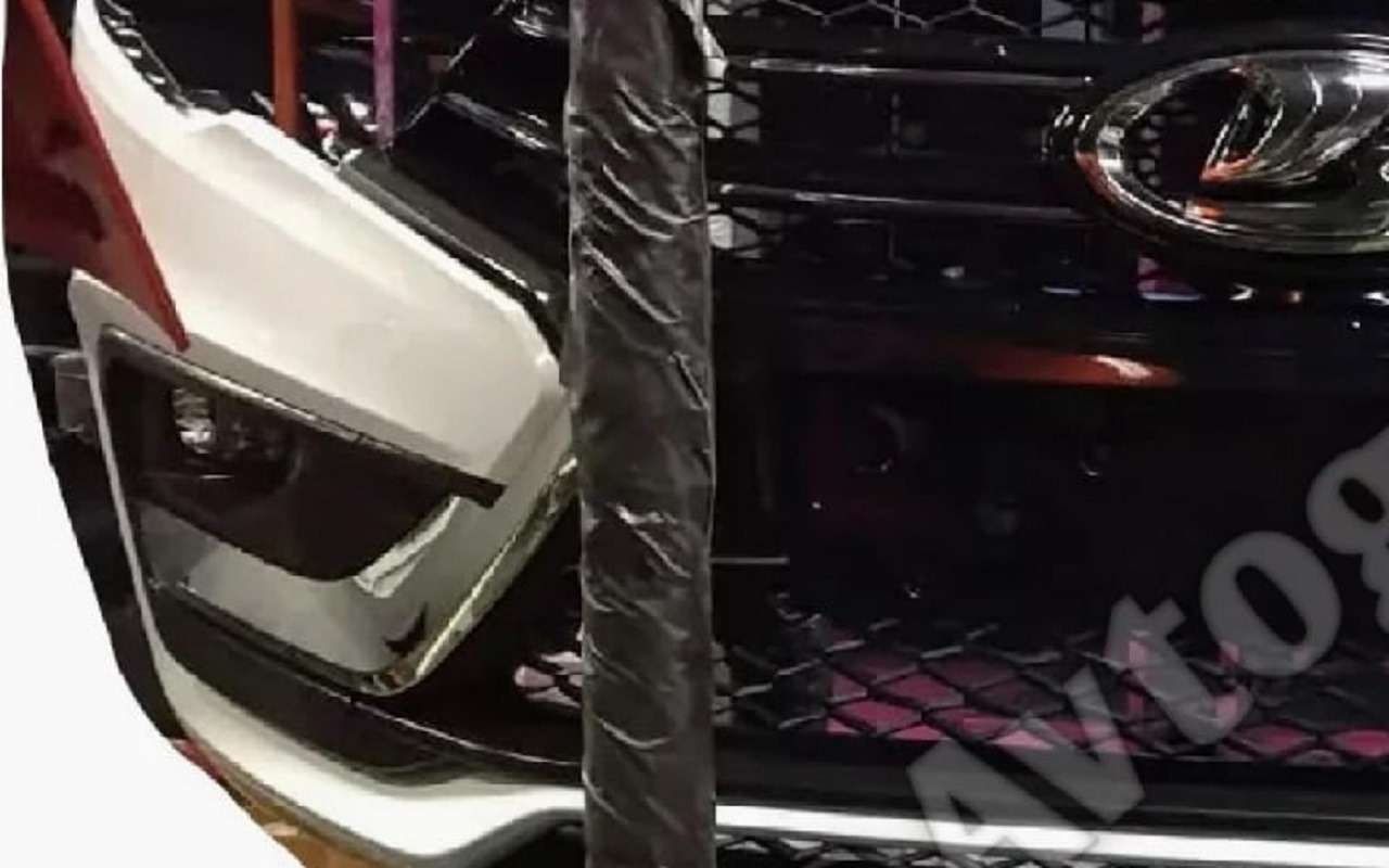 Веста 2022: фото переднего бампера без камуфляжа