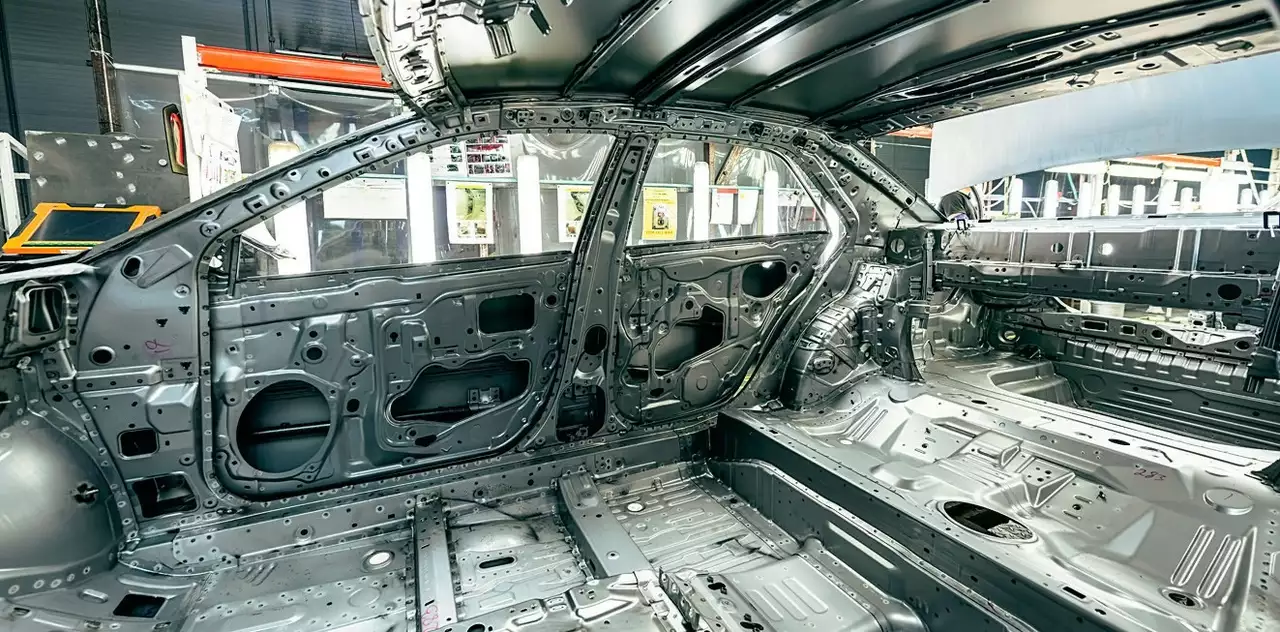 Сплошные убытки: как кризис ударил по карманам автоконцернов в России