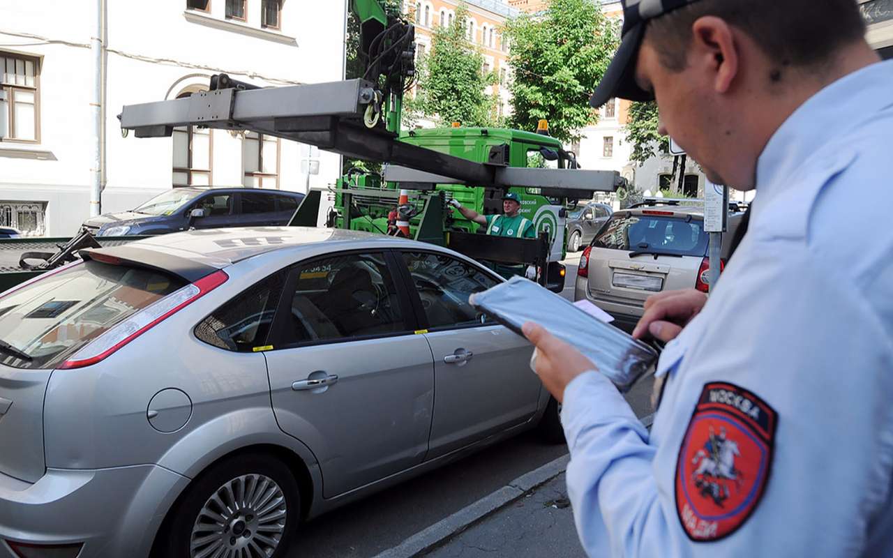 В Москве увеличат число пеших эвакуаторщиков