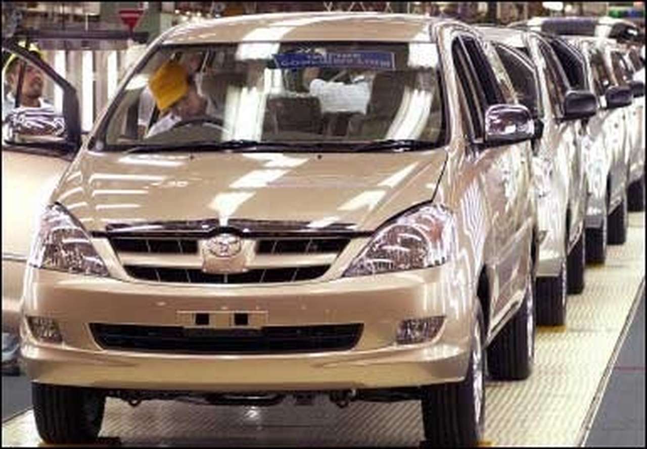 Toyota начинает сборку автомобилей в Китае