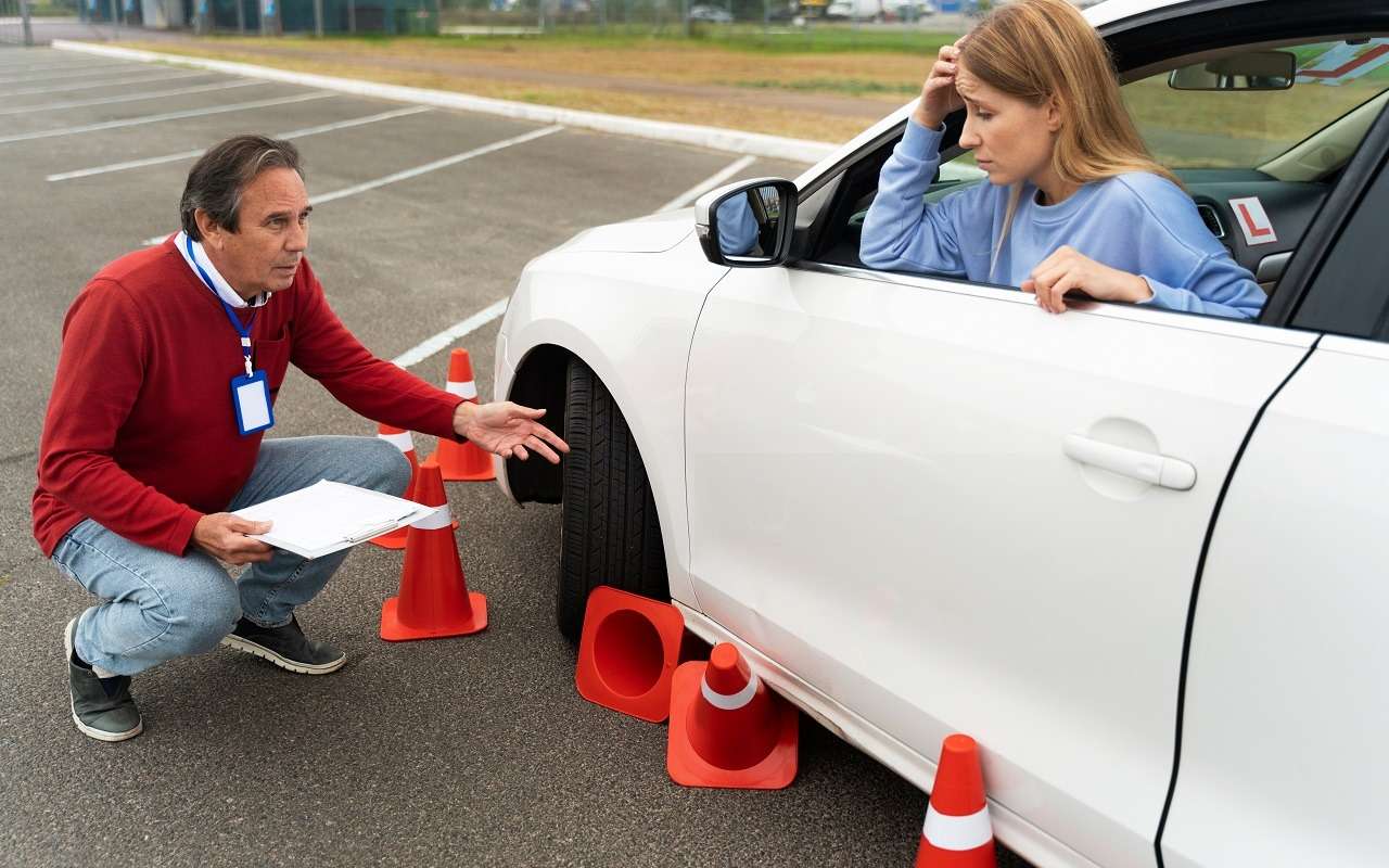 Новые мошеннические схемы: аферисты представляются администрацией автошколы