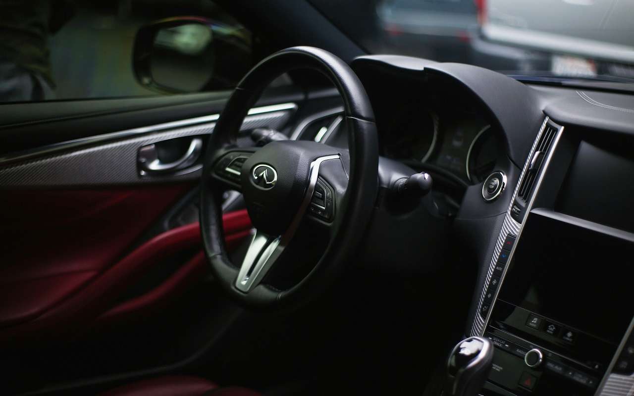 Крупный флагманский внедорожник Infiniti получил новую интересную комплектацию