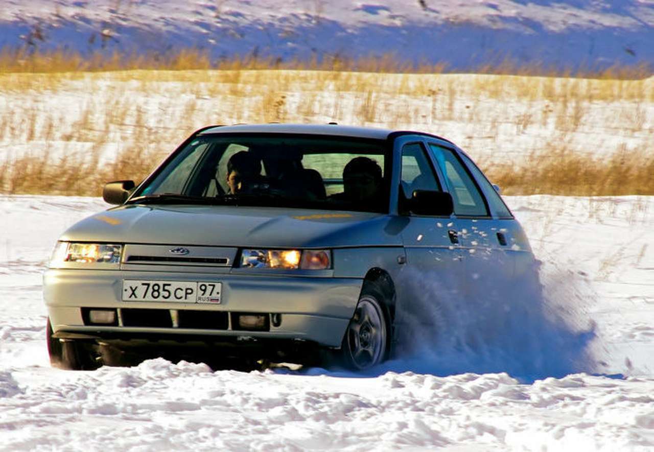 Читайте в сентябрьском ЗР: Тест зимних шин 175/65R14