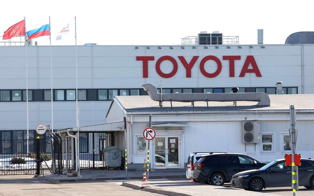 На бывшем заводе Toyota начнут выпускать новые модели Aurus. Старт продаж — в 2025 году