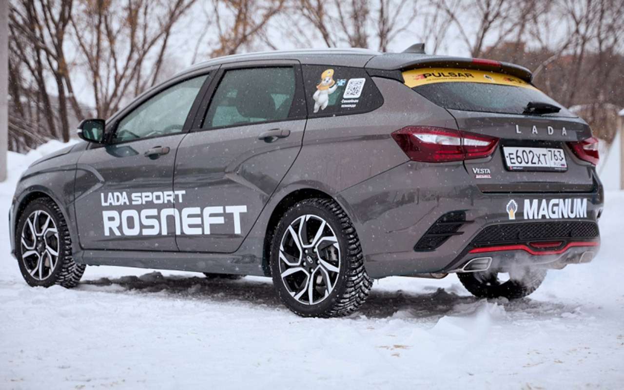 АВТОВАЗ представил спортивные Lada Vesta и Granta в двух новых кузовах