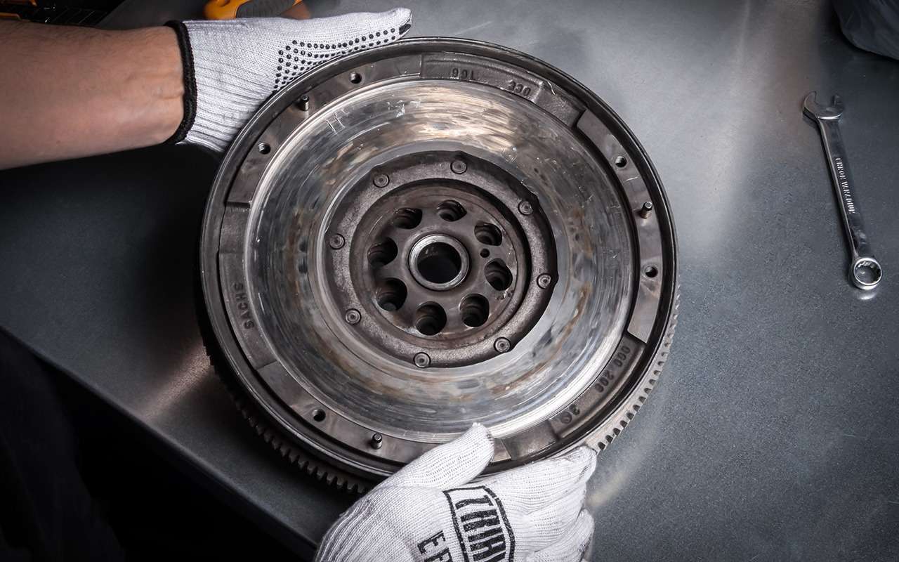 В Санкт-Петербурге запускают завод запчастей для иномарок