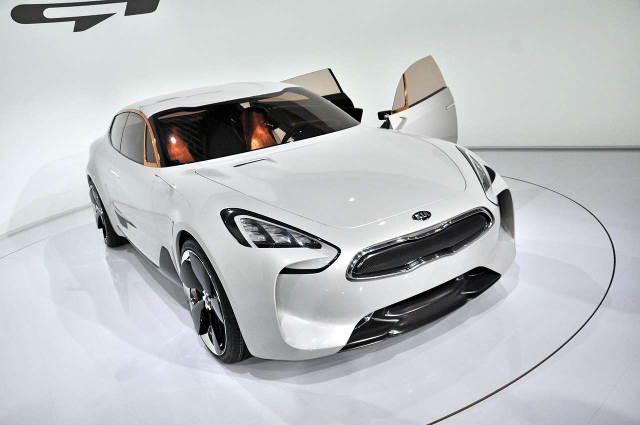 Kia продемонстрировала заднеприводный концепт