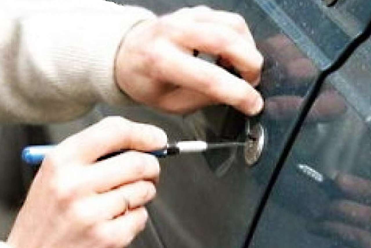 Обновилась пятерка самых угоняемых автомобилей Москвы и Питера