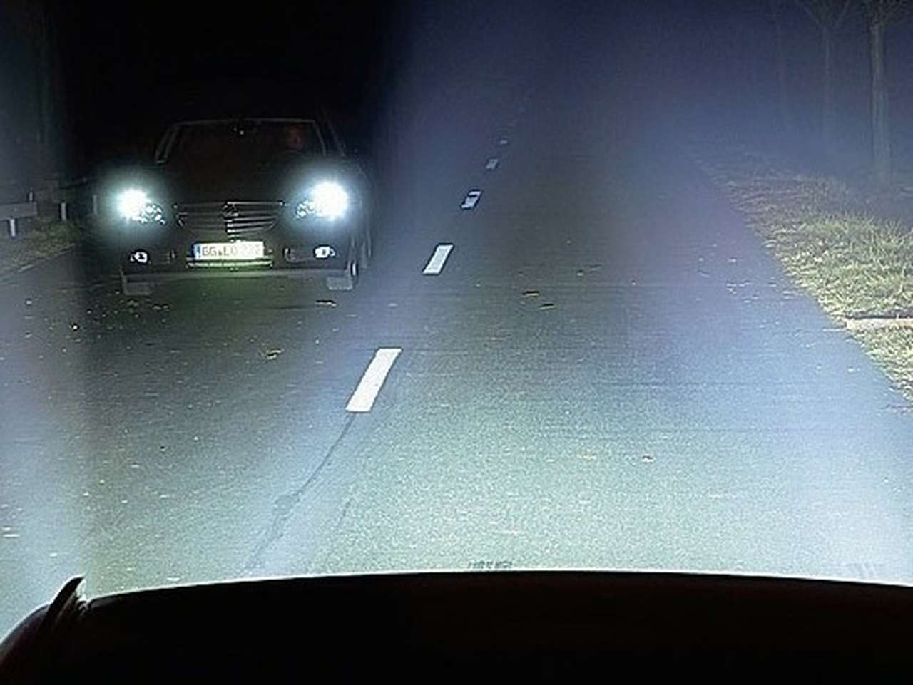 Светодиодные фары ближнего и дальнего головного света: удастся ли увидеть больше