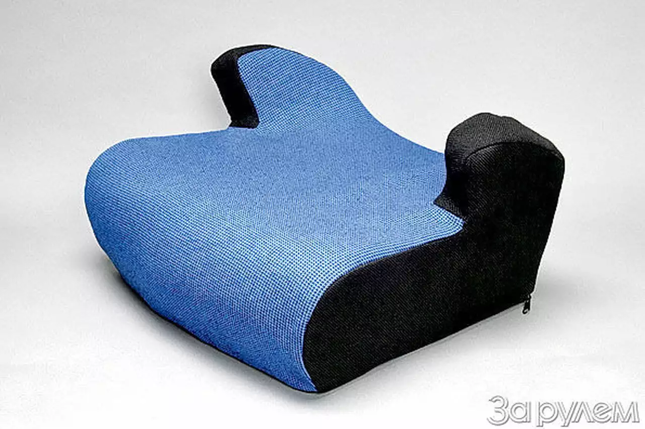 Сидеть по-детски