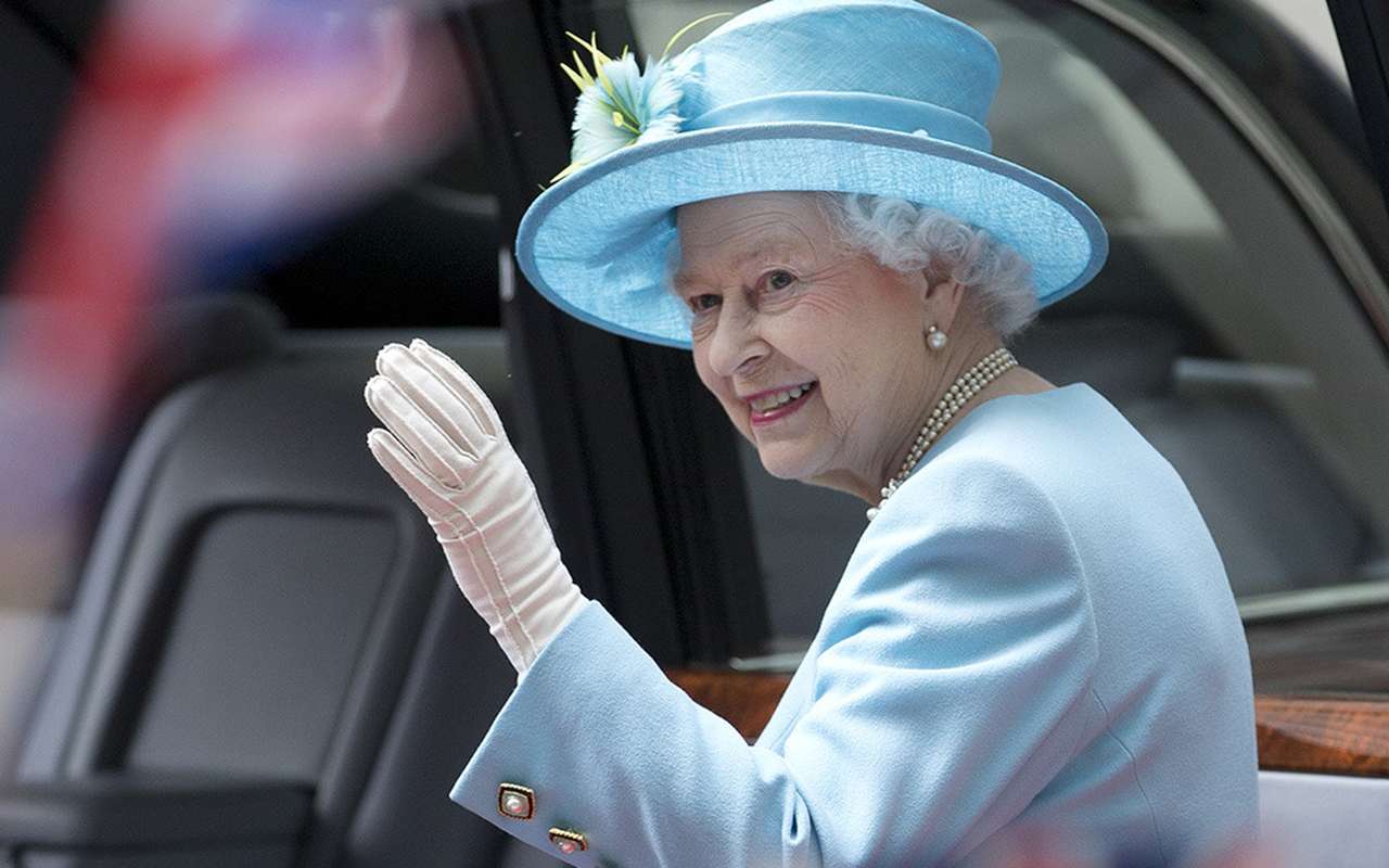 Первая и очень странная машина Елизаветы II