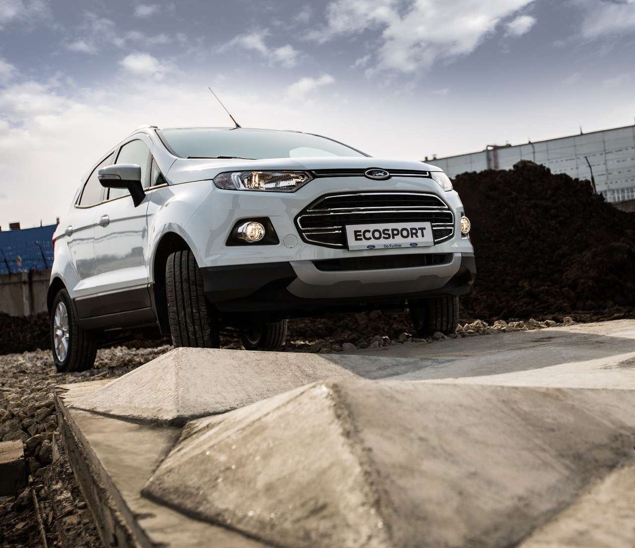 Российские кроссоверы Ford EcoSport вышли на дороги  