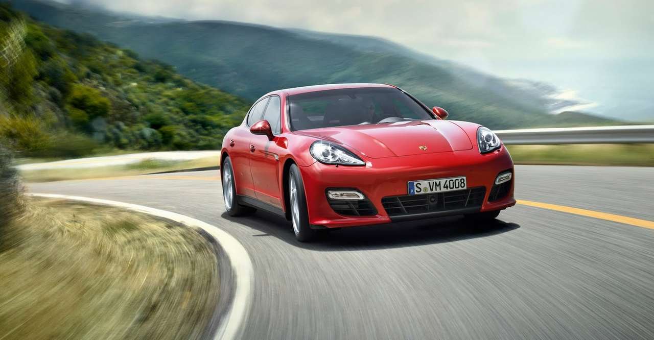 Porsche расширила линейку Panamera версией GTS