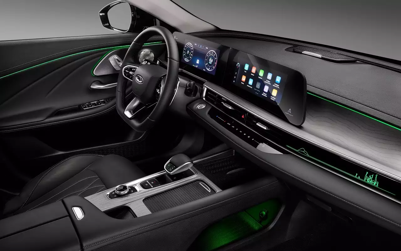 Интерьер Chery Arrizo 8