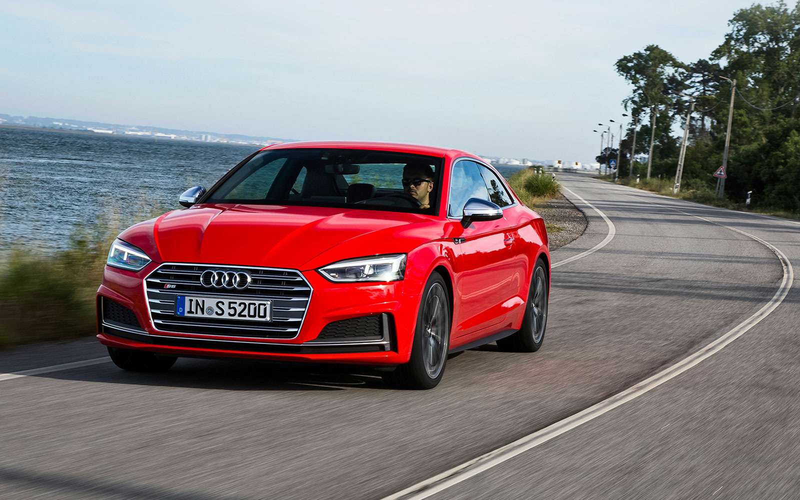 Дром ауди. Ауди а5 новая. Ауди а5 купе. Ауди s5 2017 quattro. Audi s5 vs a5