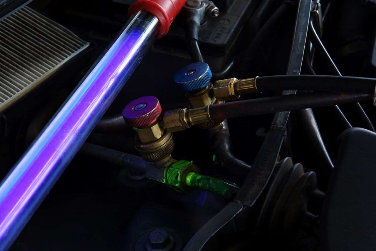 Мировой автопром все ближе к использованию возгорающегося хладагента