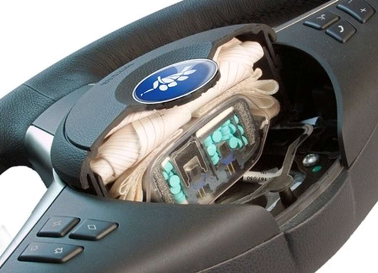 Honda обратилась к шведской Autoliv за помощью в устранении дефектов эйрбэгов Takata