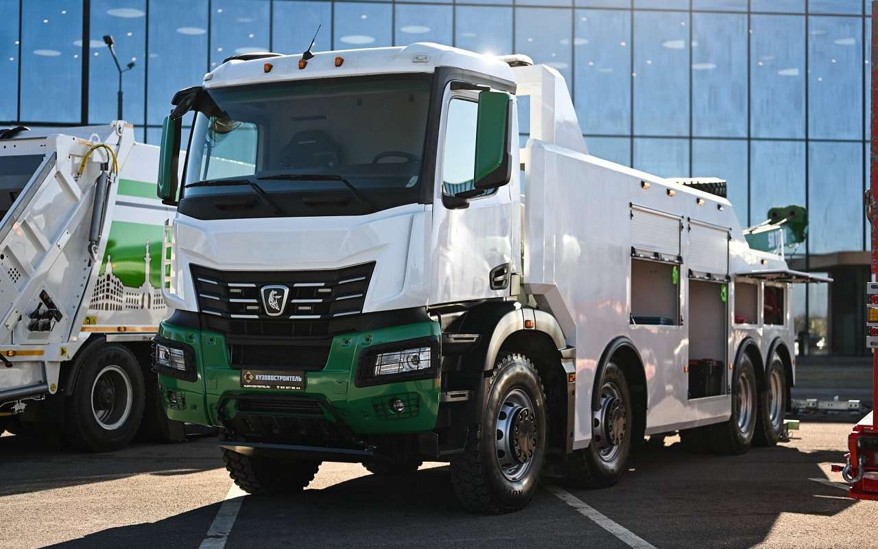 Утащит всё: КАМАЗ показал эвакуатор с рекордной грузоподъемностью