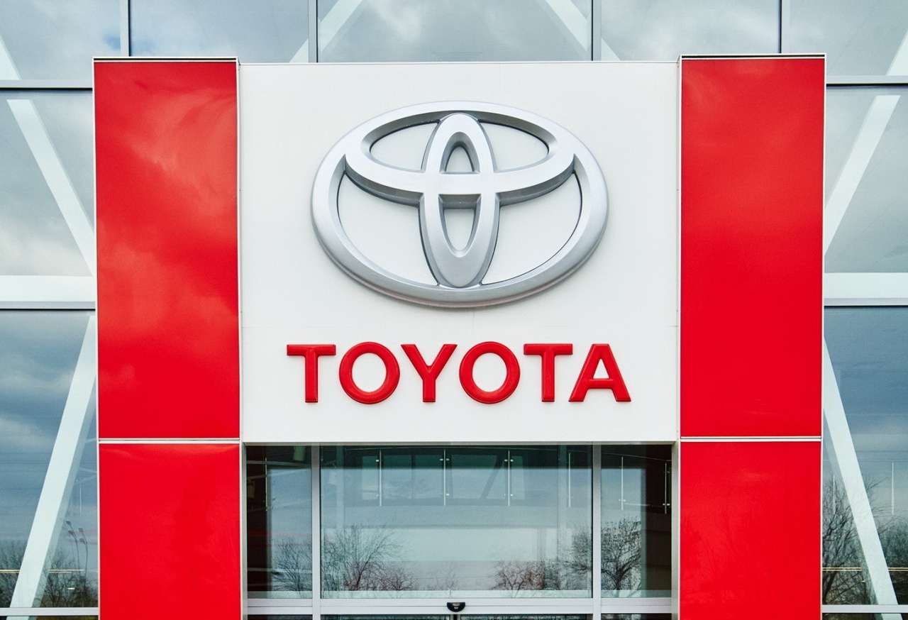 Задай свой вопрос техническим специалистам Toyota 