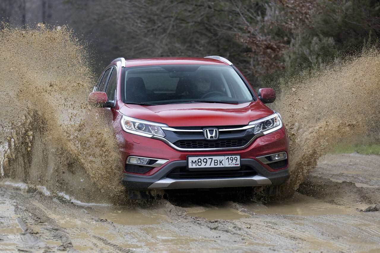 Оператив ЗР: Honda CR-V 2015 — отлакированный сервант