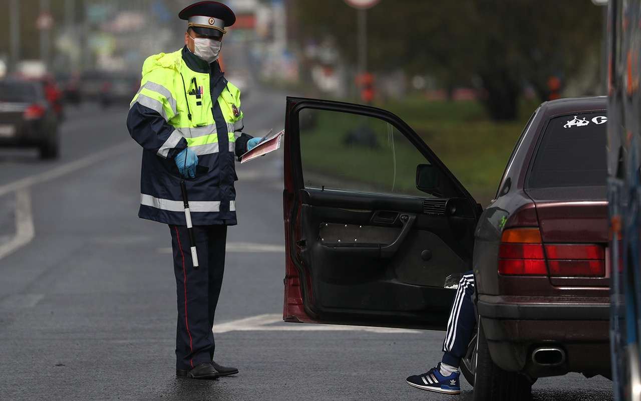 Новый алко- и наркотестер для ГИБДД: 15 секунд на проверку