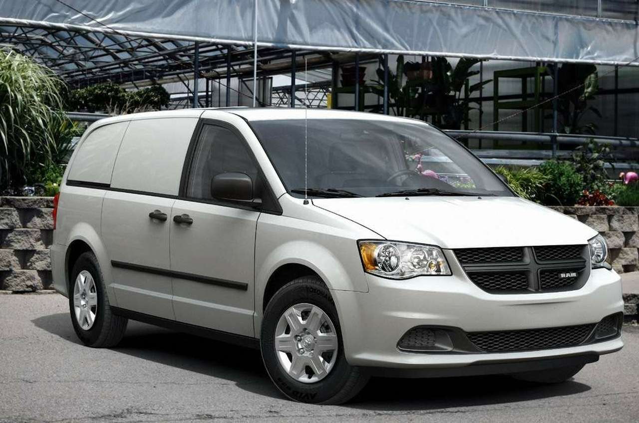 RAM Cargo Van на базе минивэна Dodge Grand Caravan