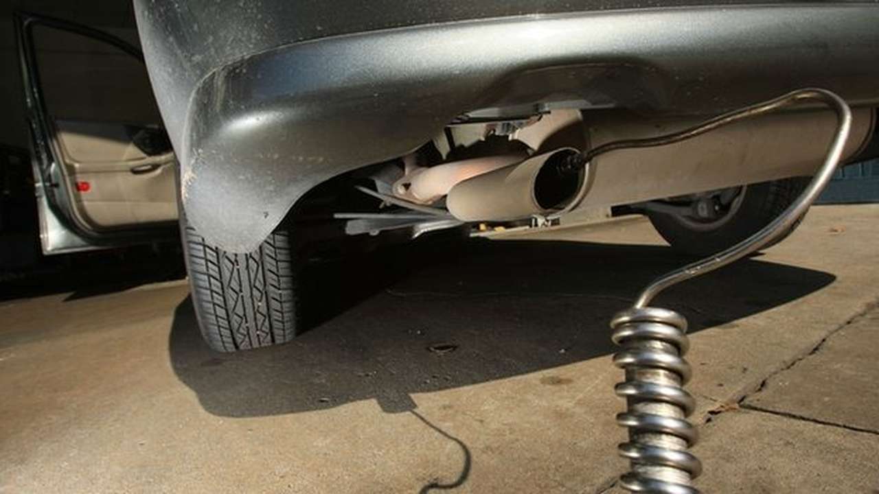 Немецкая «тройка» прокололась на занижении расхода топлива 