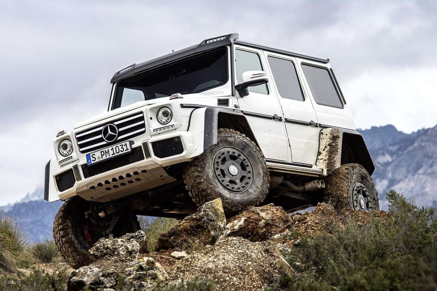 Mercedes Benz g500 4x4