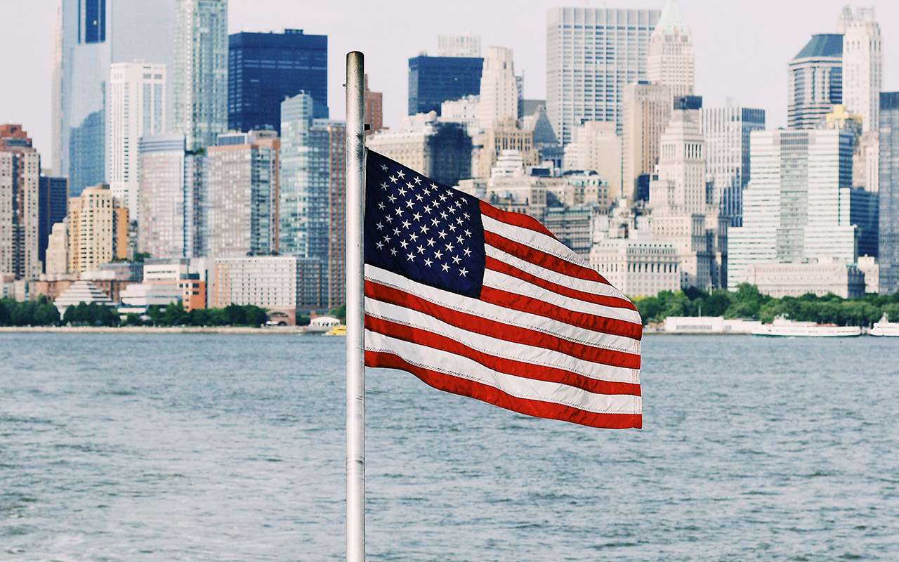 Власти США планируют отказаться от выдачи виз