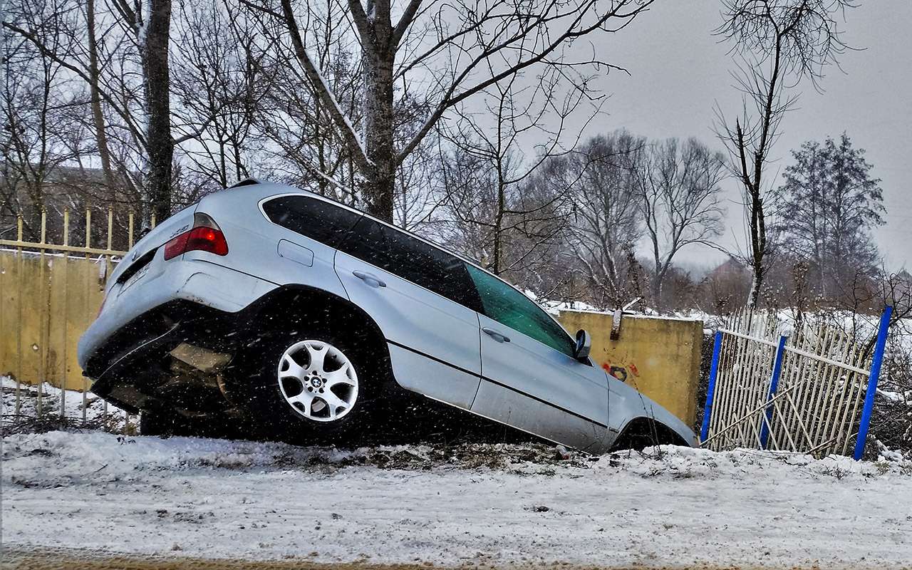 Эксперт рассказал, чем опасен полноприводный автомобиль в городе