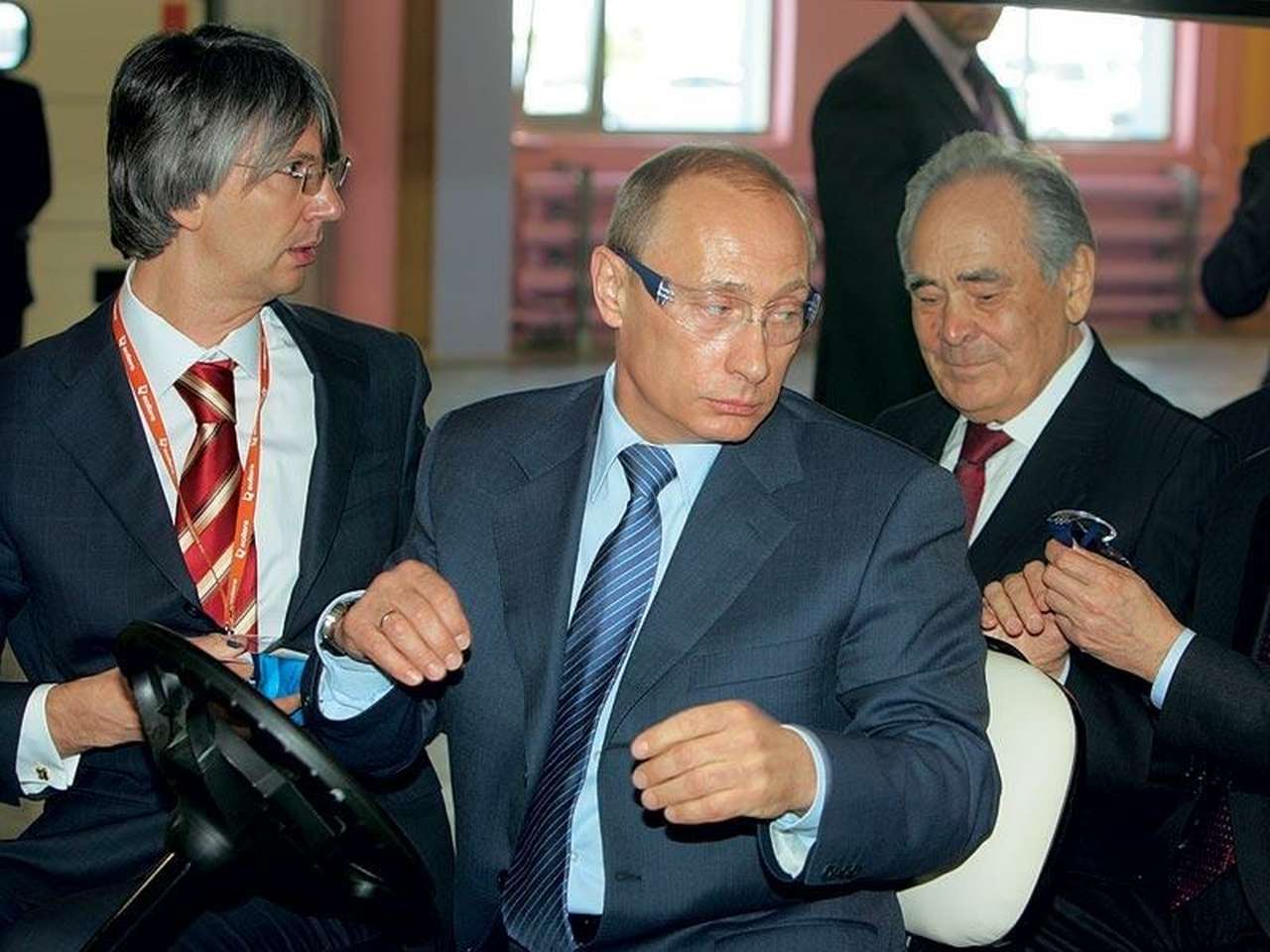 Больше российских машин!