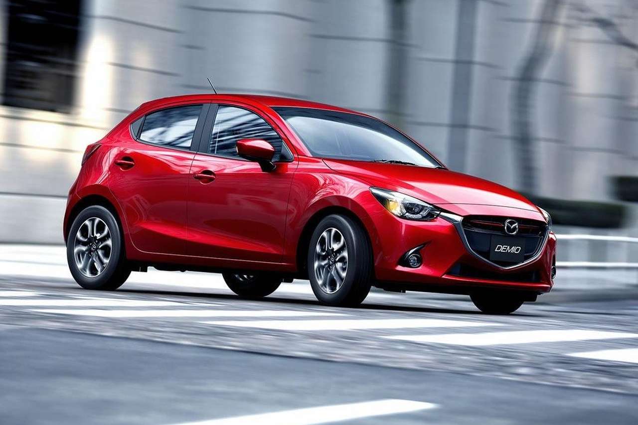 У новой Mazda2 четыре мотора и три коробки передач