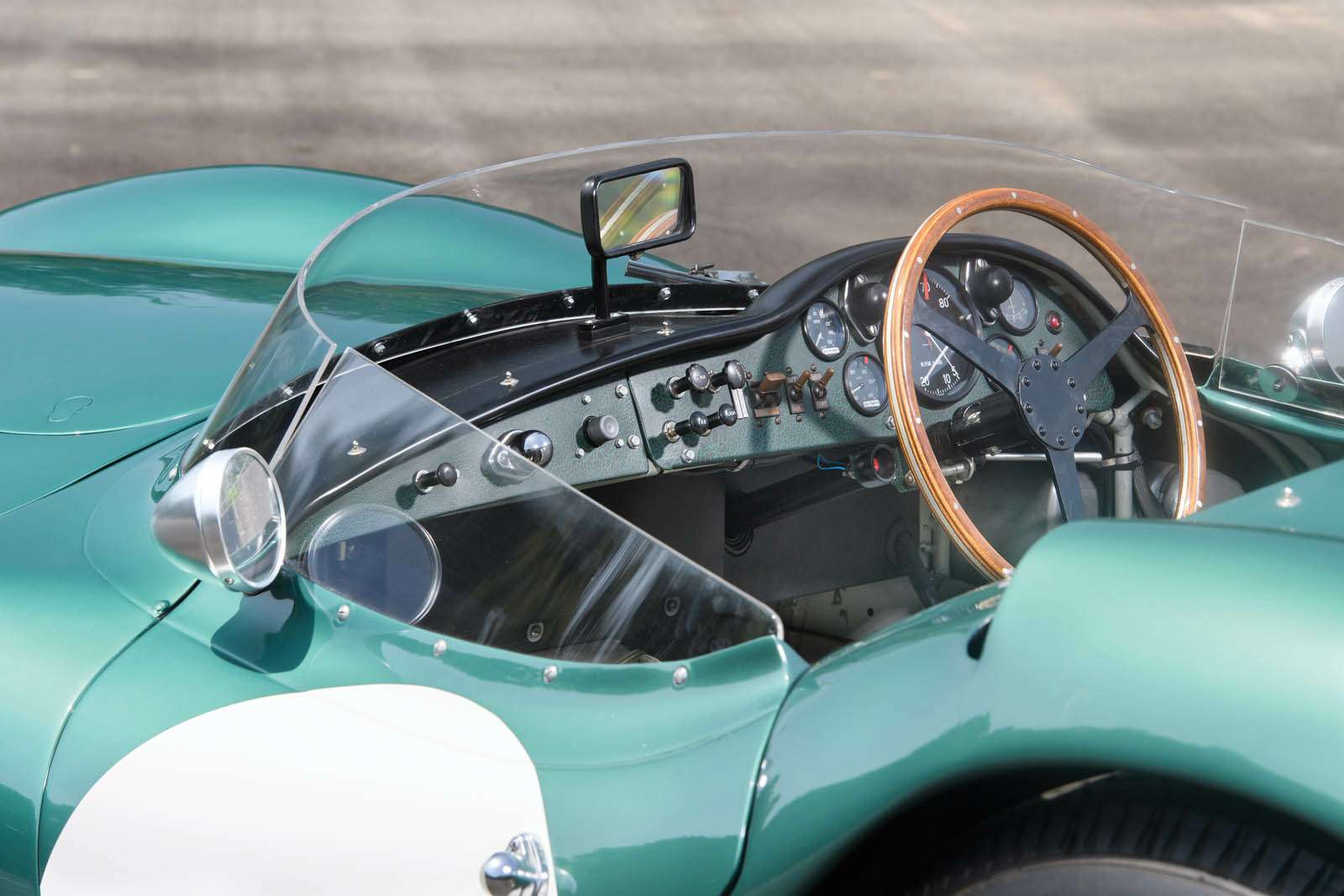 Aston Martin dbr1