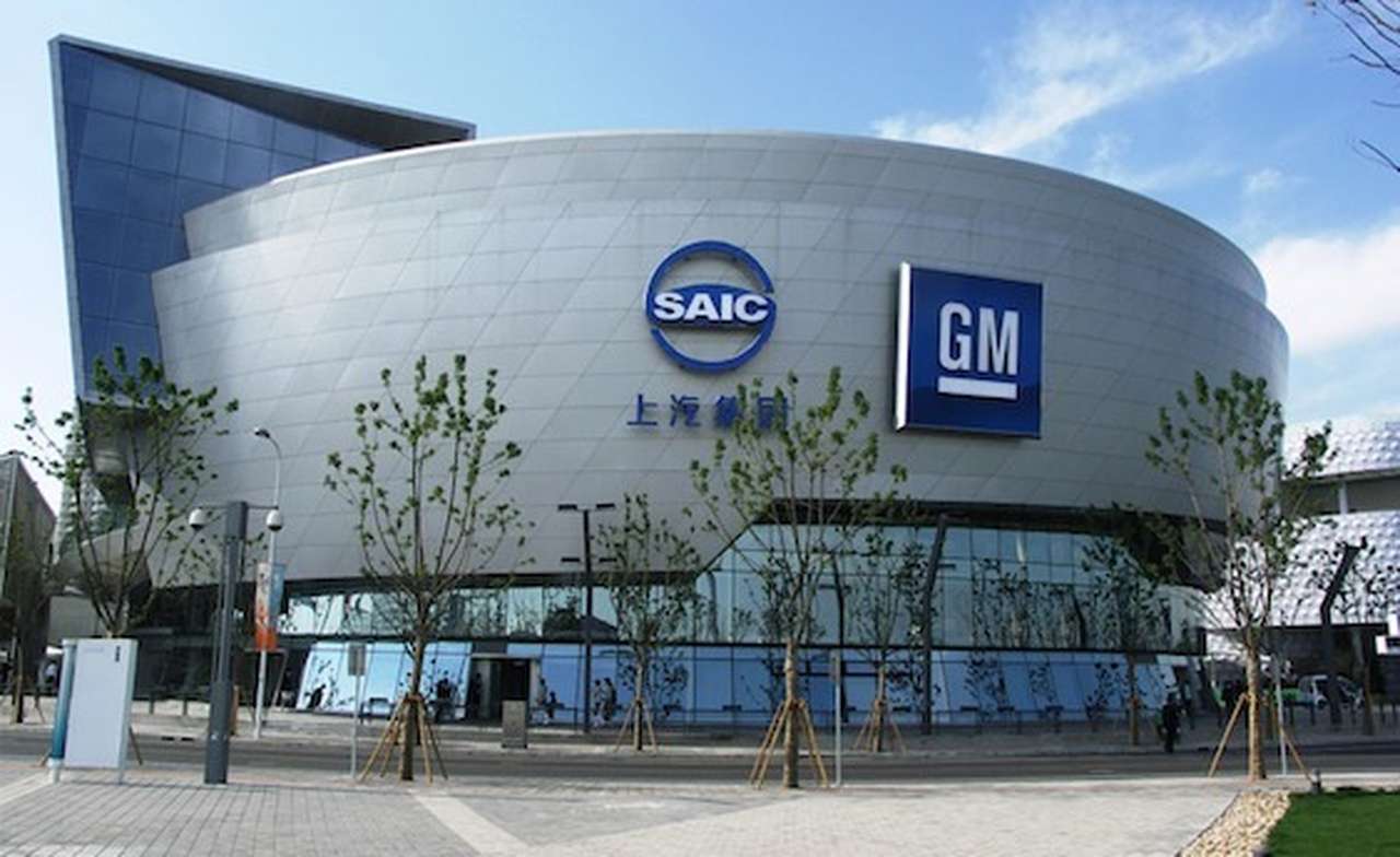 GM планирует поглощение китайских автопроизводителей