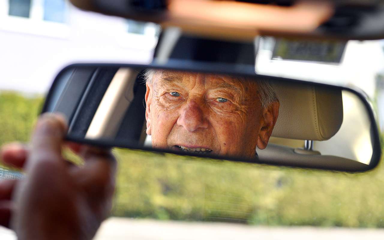 Причины ДТП у пожилых водителей: что меняется с годами