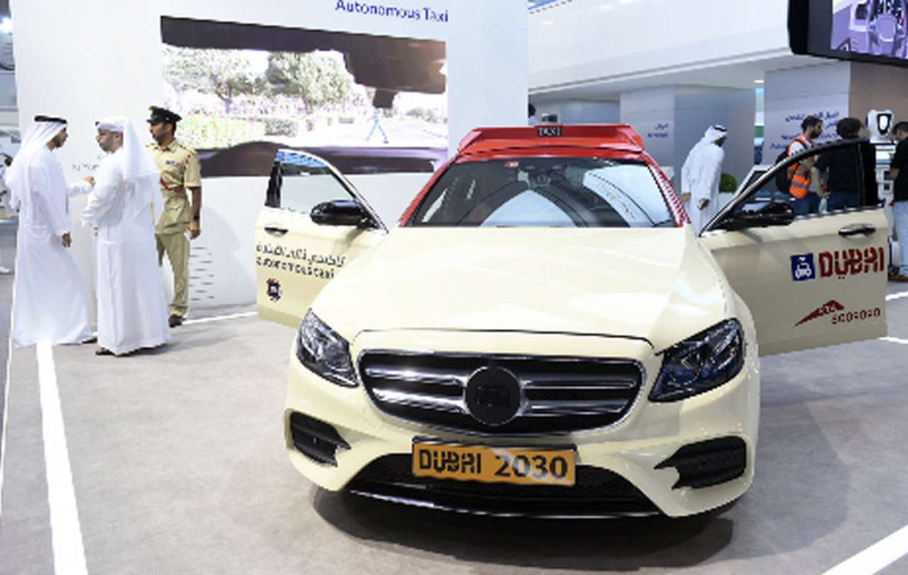 В Дубае заработал сервис беспилотного такси