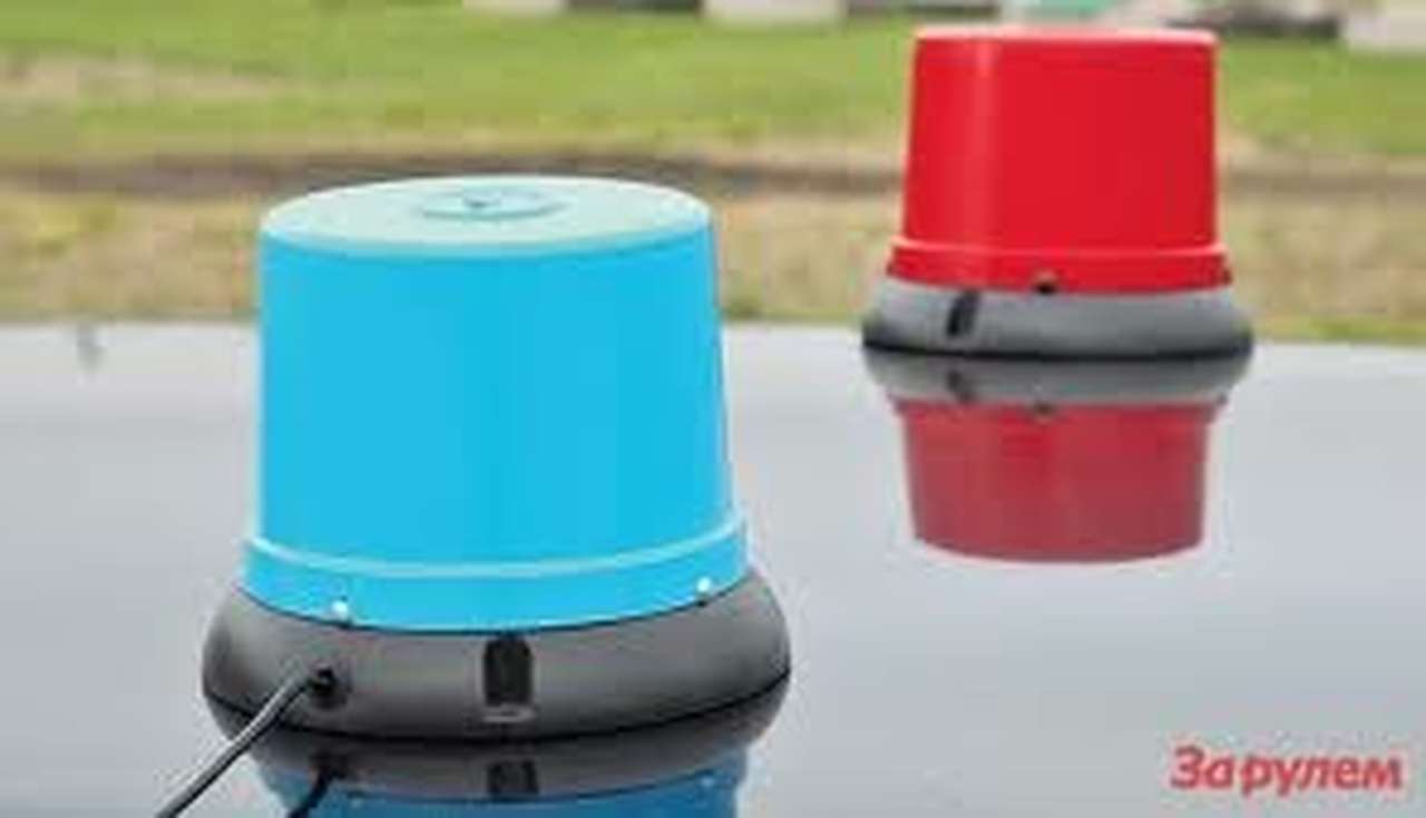 В Москве столкнулись две машины с мигалками