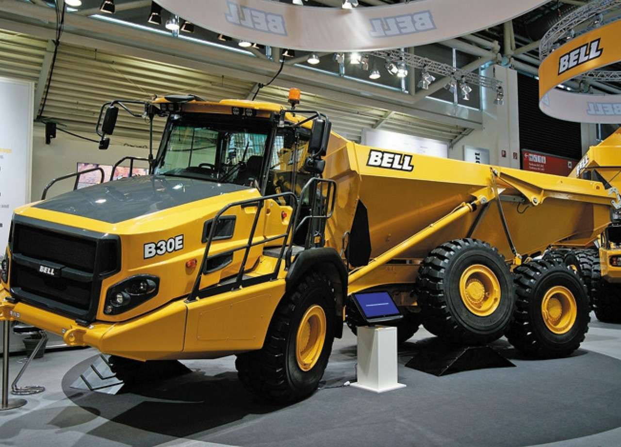 КАМАЗ начал сборку карьерных самосвалов BELL в Башкирии