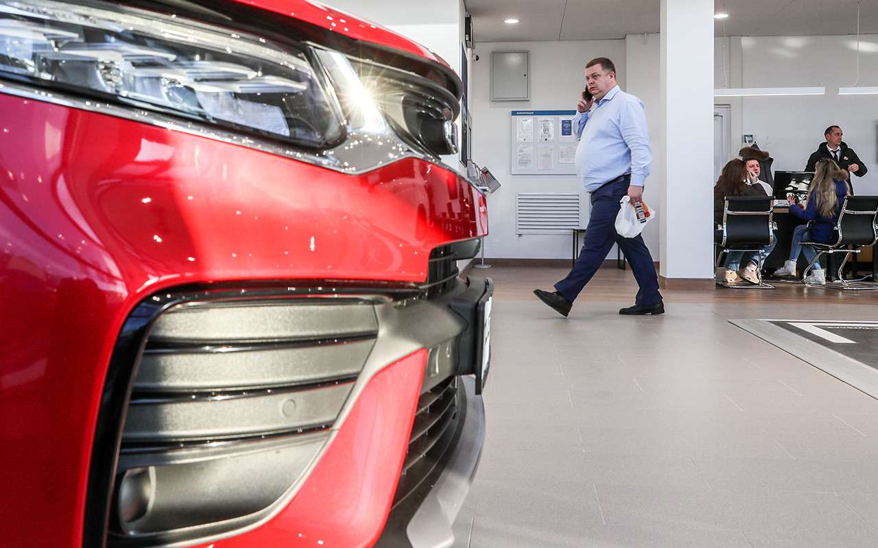 «Много автохлама»: эксперт оценил перспективы рынка