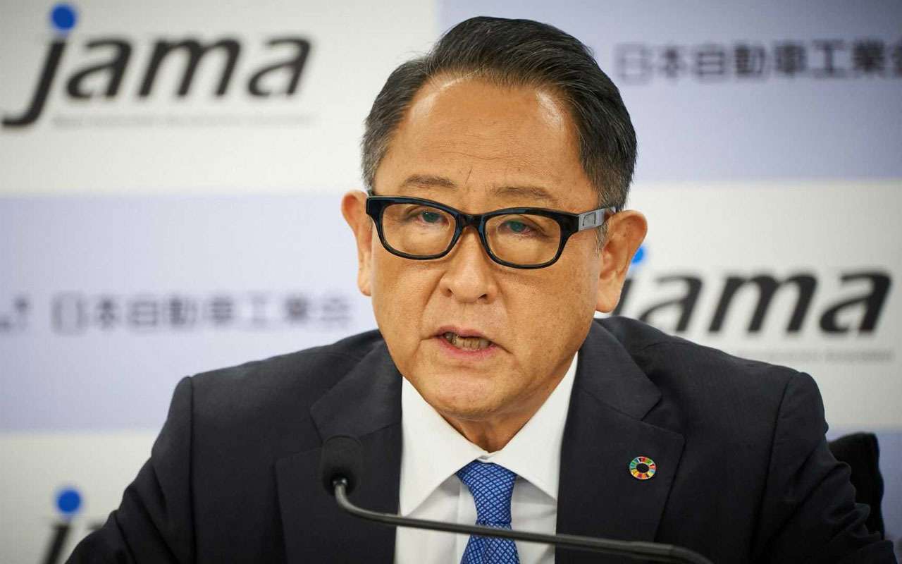 Автопроизводители должны сами выбирать путь к углеродной нейтральности, без навязывания им той или иной технологии, считает Акио Тойода.