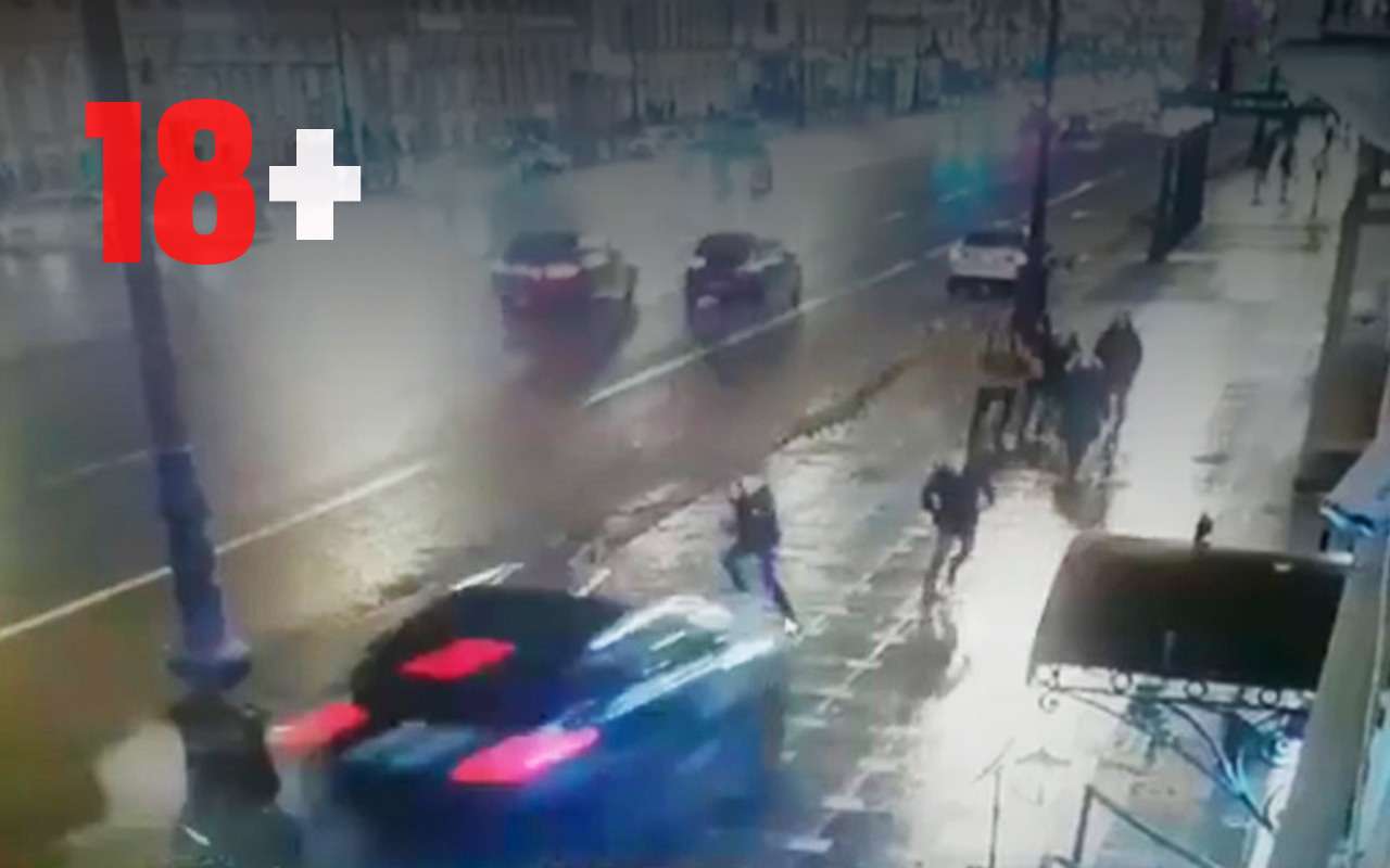 Водитель BMW, влетевший в толпу, был под веселящим газом