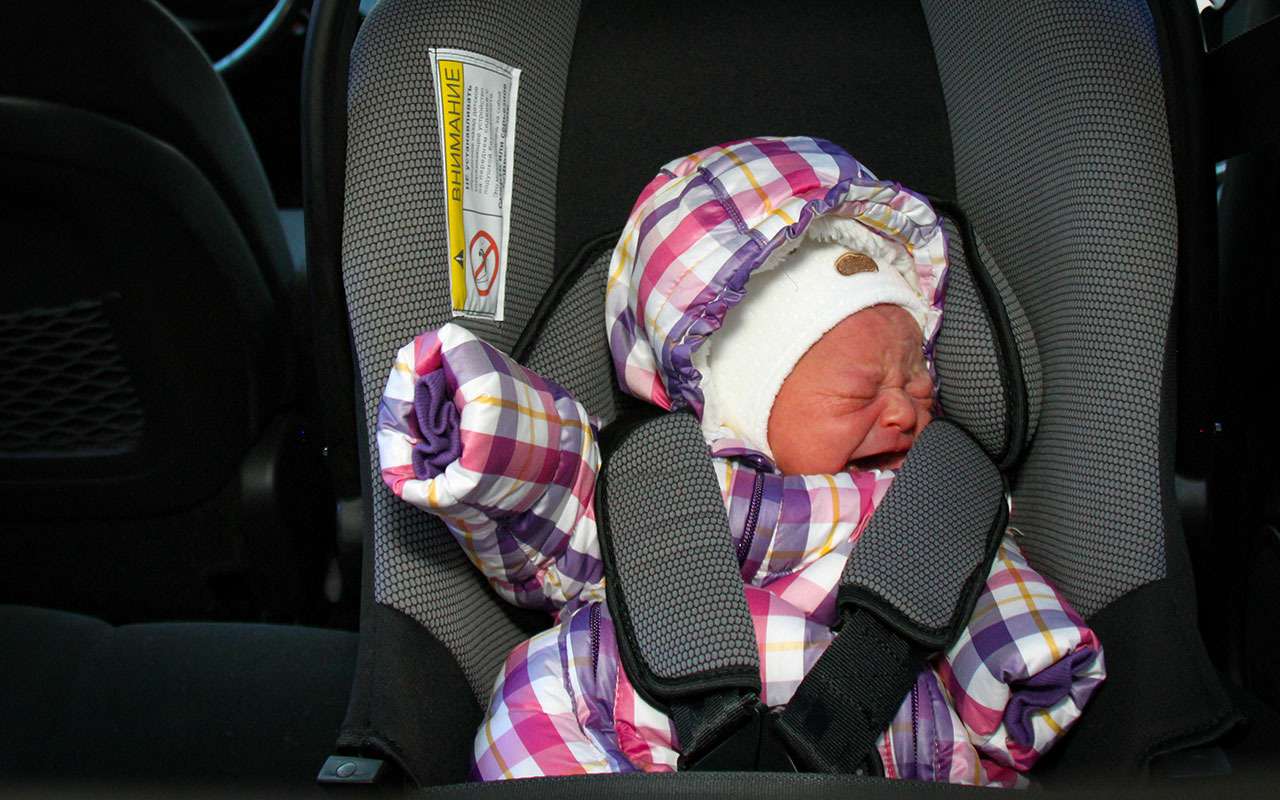 Грудные дети в машине. Новорожденные в машине. Перевозка новорожденных в автомобиле. Как перевозить новорожденного в машине. Как перевозить грудного ребенка в машине.