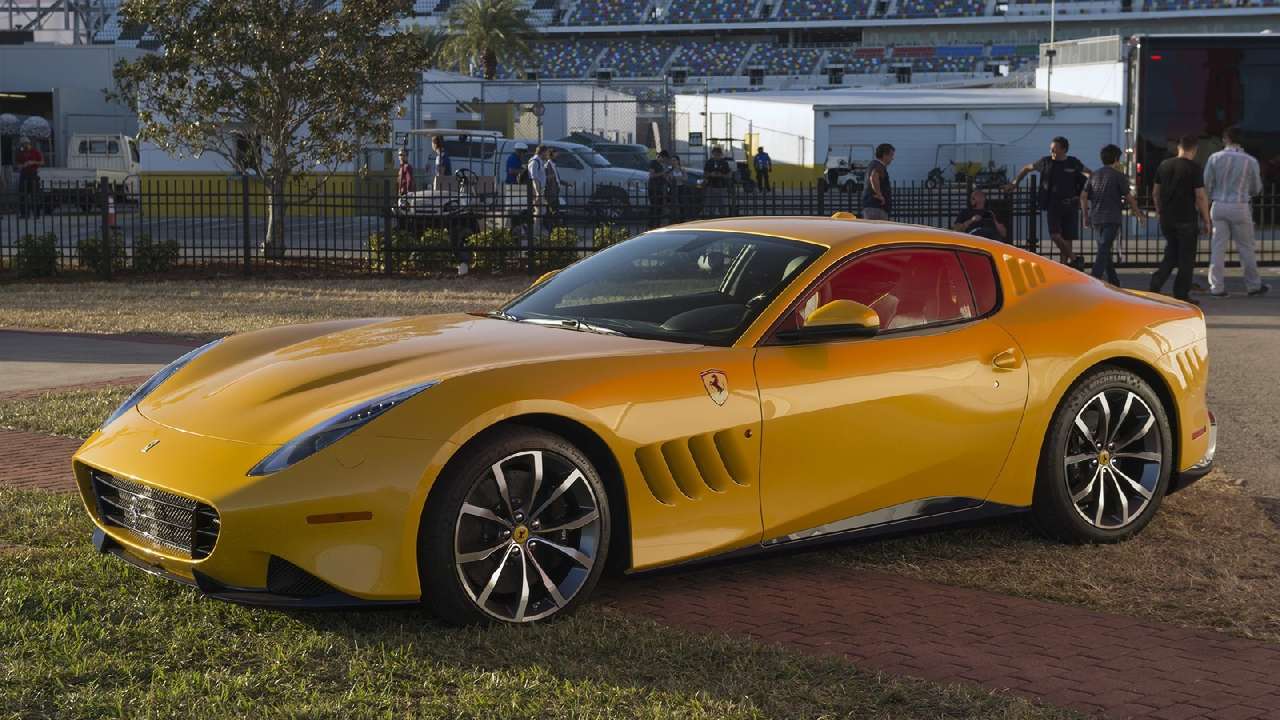 Ferrari SP275 RW Competizione – индпошив без лишних понтов
