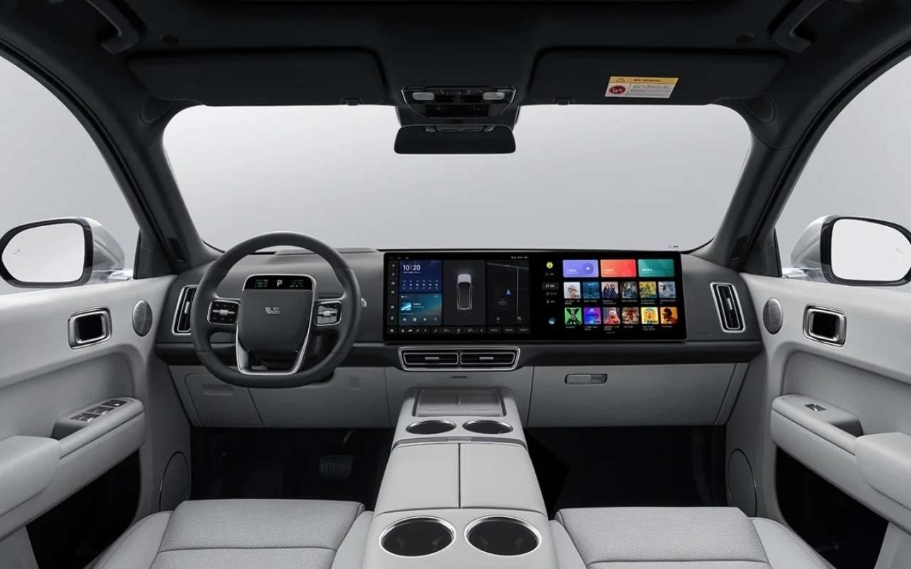 Интерьер Li Auto L8