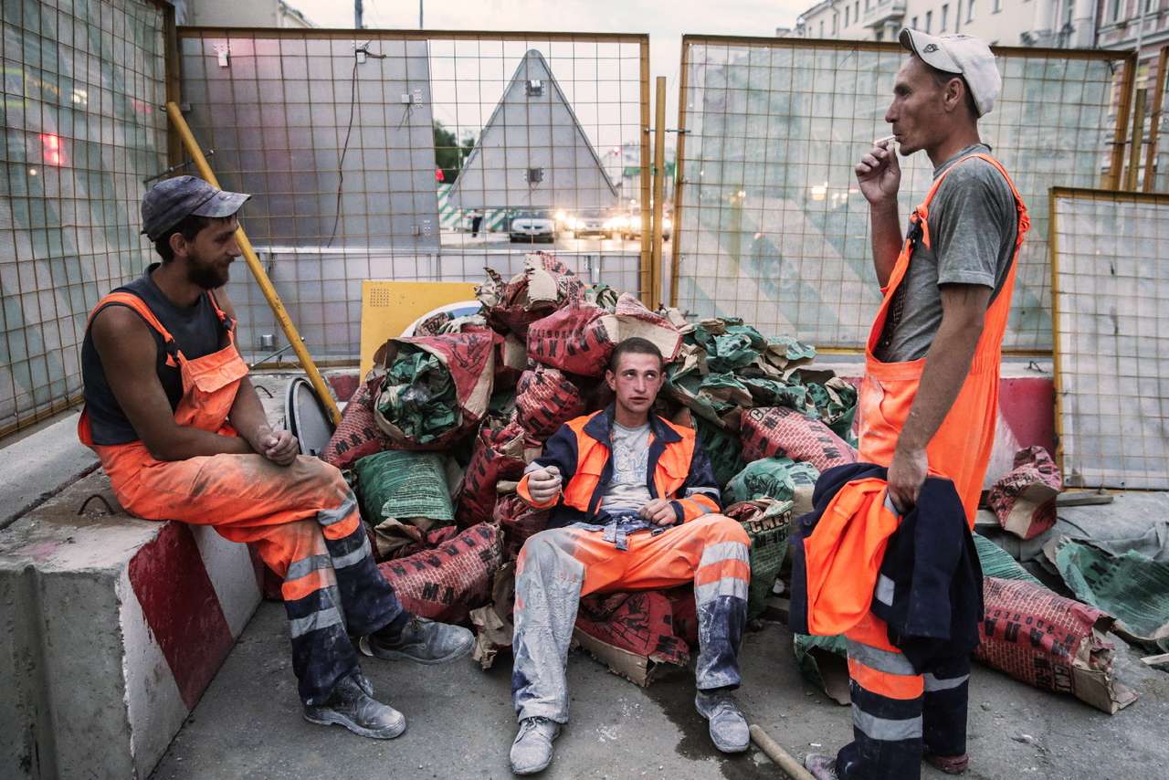 Главную улицу Москвы опять перекопают: готовимся к пробкам!