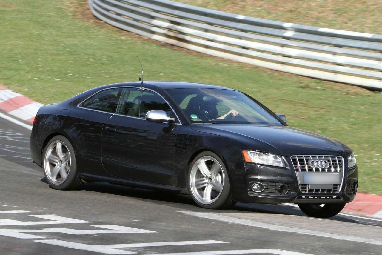 Первые снимки обновленной Audi S5