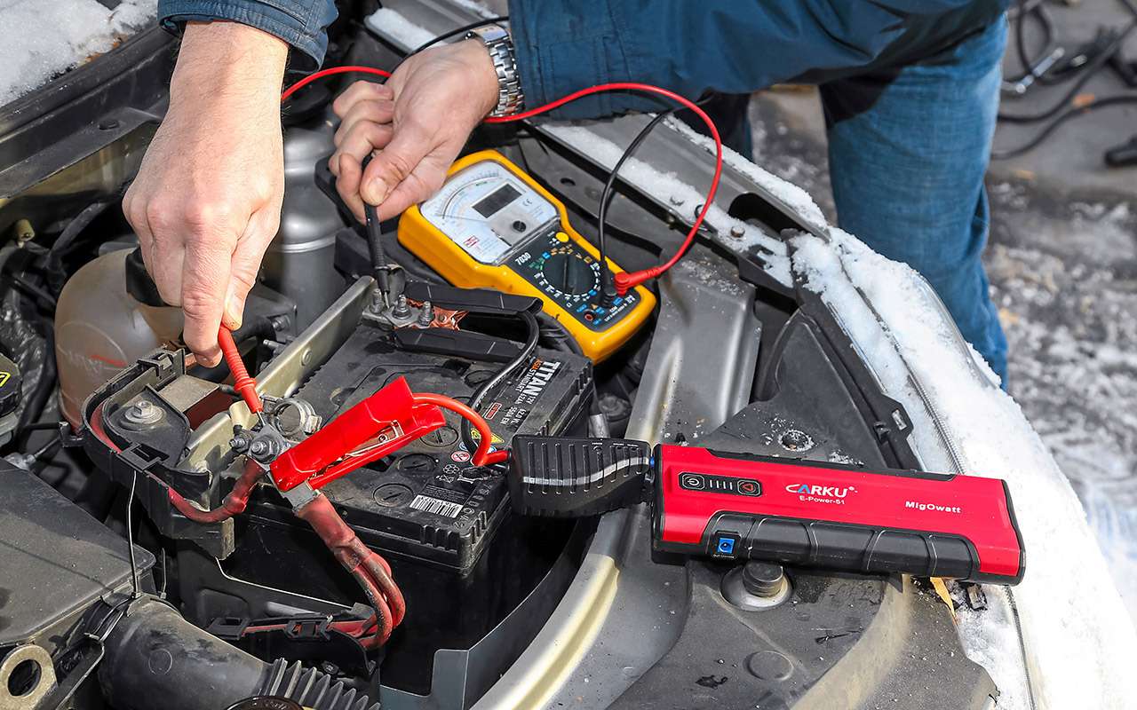 Необычный эксперимент с аккумулятором: результат — неожиданный!