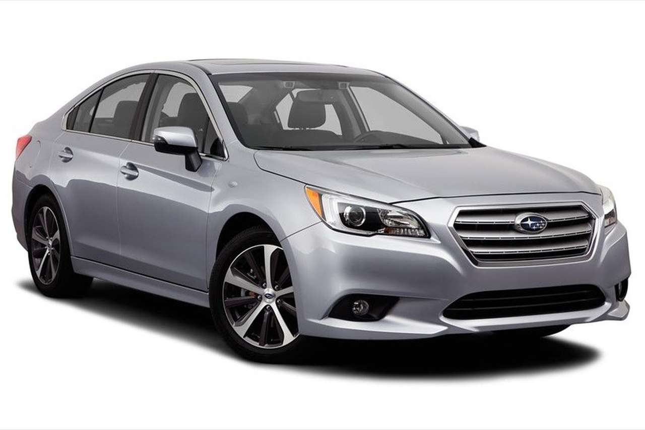 Новый Subaru Legacy «сбежал» в Сеть