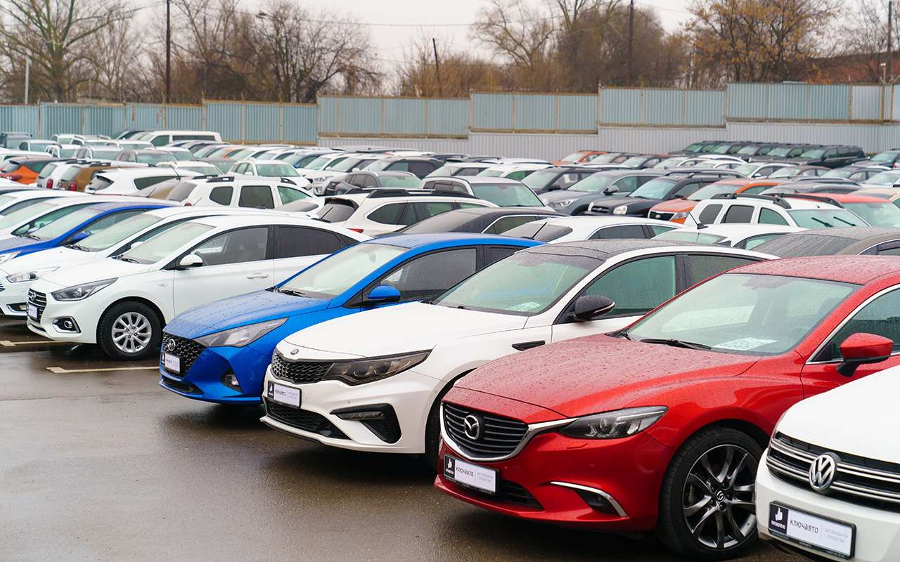Средняя цена подержанного авто в России побила рекорд